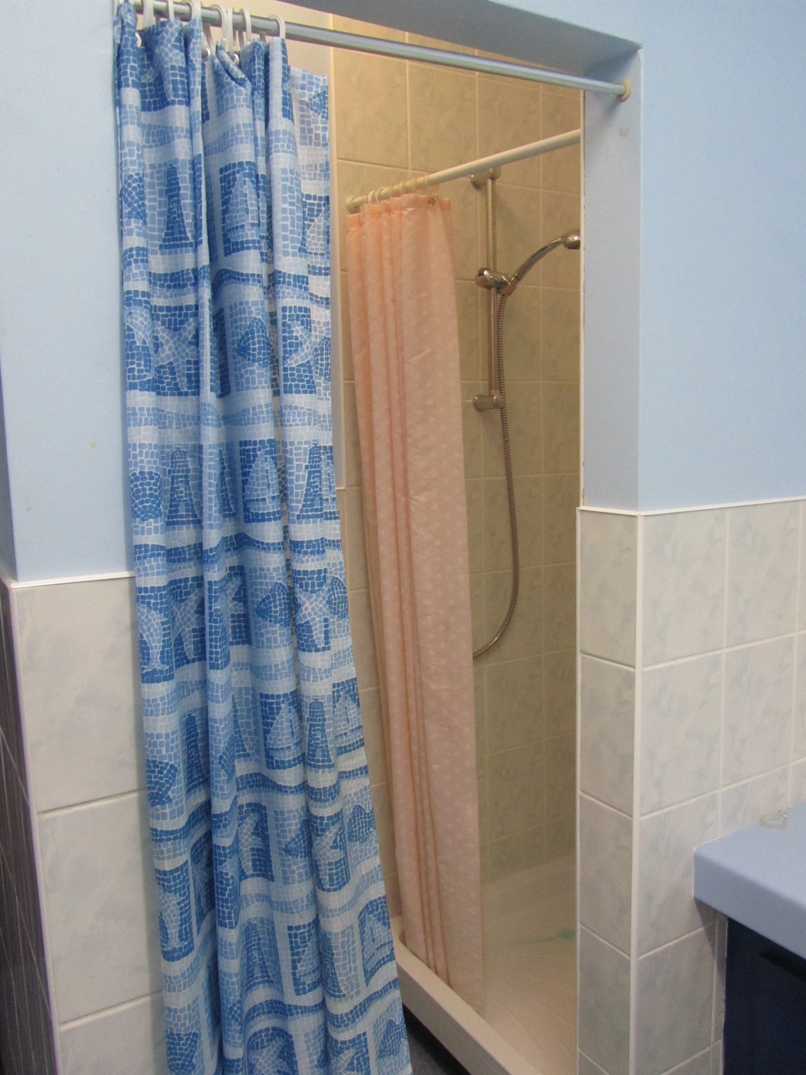 Rustington hall shower